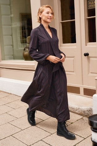 Next emma deals willis dress