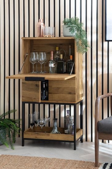Next bar outlet cabinet