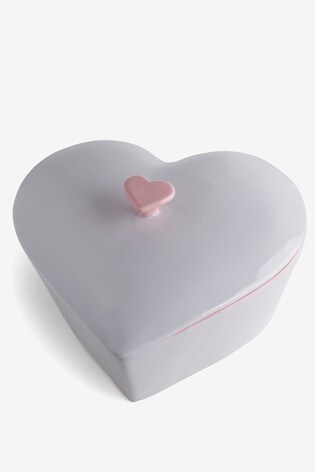 heart shaped baking dish