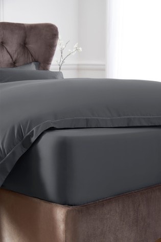 Grey fitted shop sheet