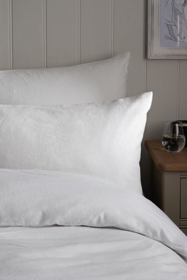 Set of 2 White 100% Cotton Supersoft Brushed Pillowcases