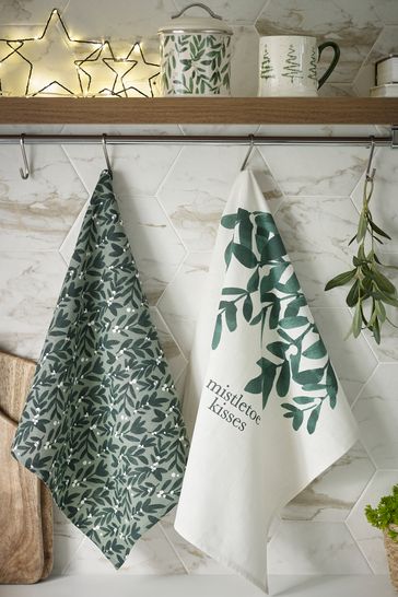 Set of 2 Green Christmas Mistletoe Tea Towels