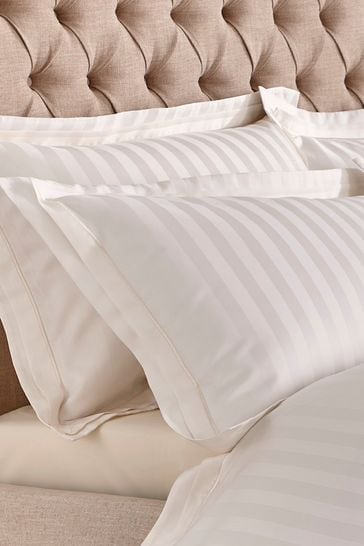 Laura Ashley Set of 2 Cream Shalford 400 Thread Count Pillowcases