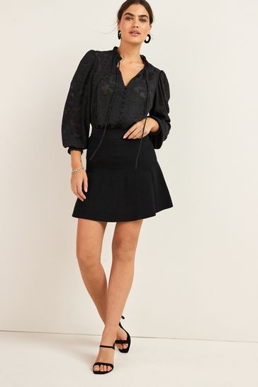 Black ruffle skirt on sale dress