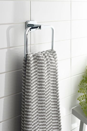 Chrome Garda Towel Ring