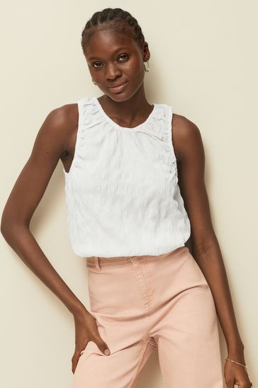 Ruched sleeveless top 2025