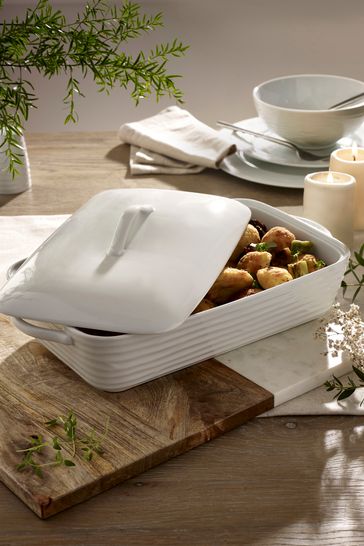 White Malvern Embossed Roasting Tray With Lid
