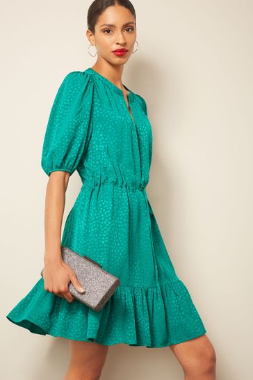 Green tie sales waist dress