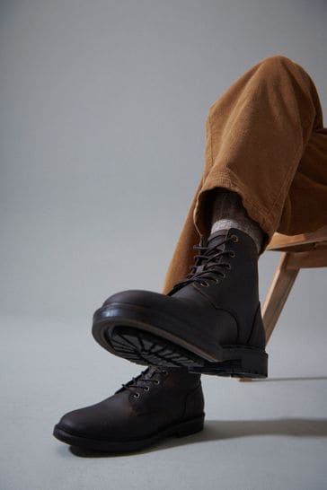 Barbour® Dark Brown Dark Brown Heyford Derby Boots