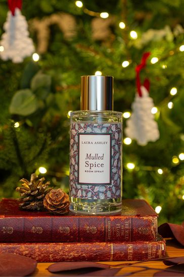 Red Christmas Mulled Spice Glass 100ml Room Spray