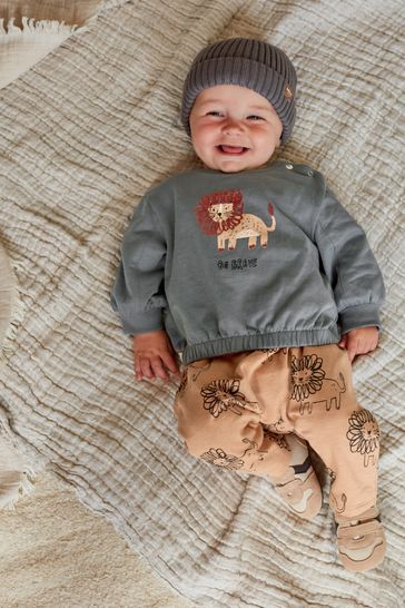 Baby sweatshirt online and joggers set