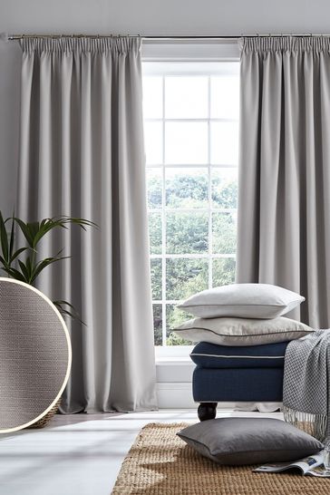 Cheap hotsell blackout curtains