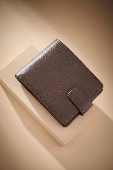 Brown Signature Leather Extra Capacity Wallet
