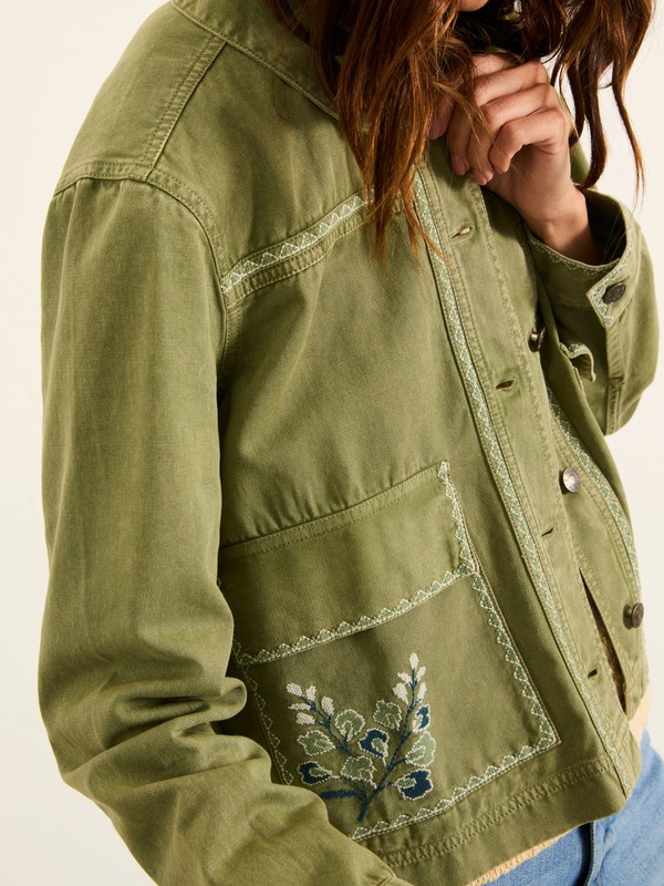 Coats & Jackets