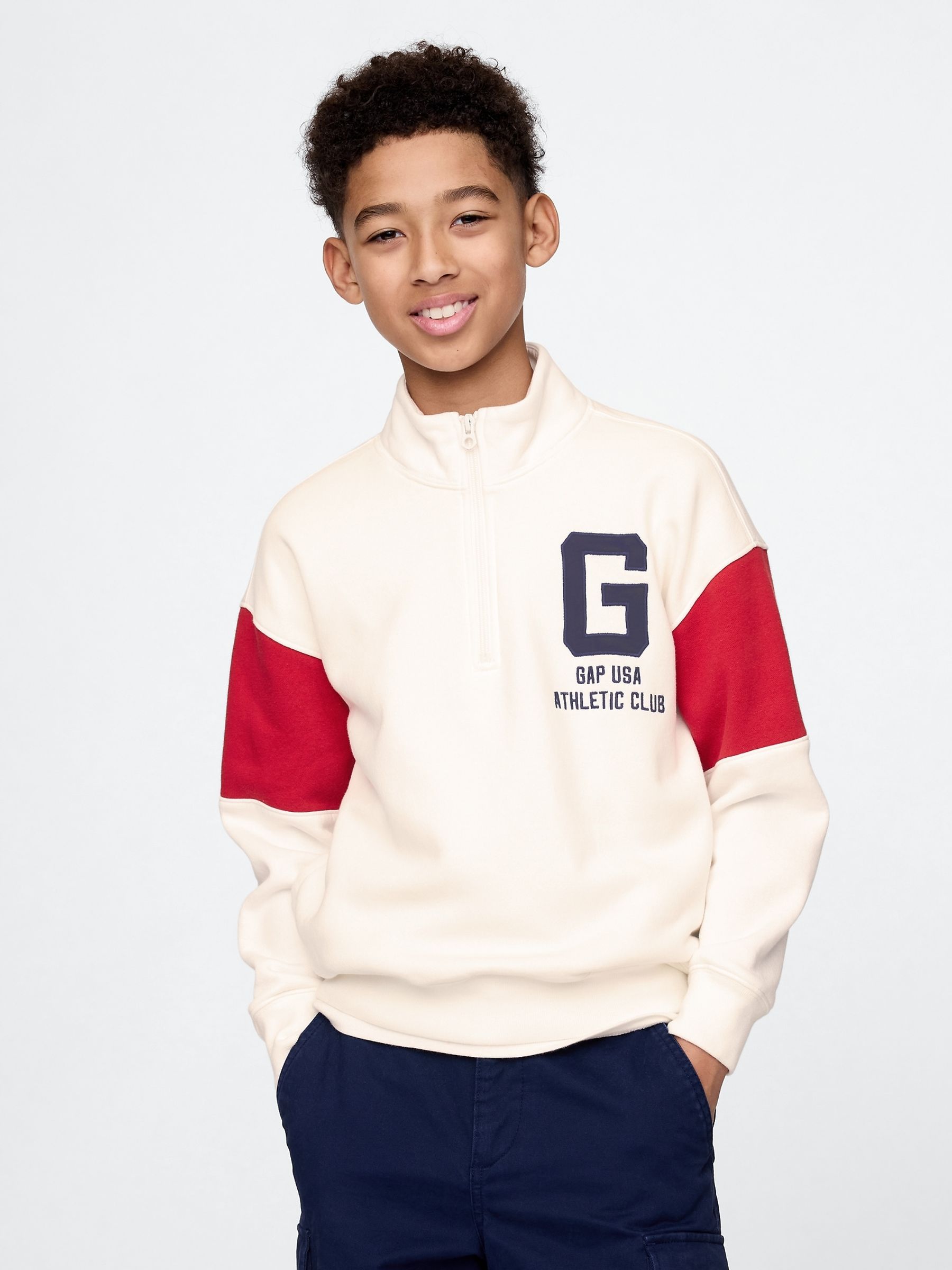 Hoodies & Sweatshirts