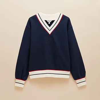 Sweatshirts & Hoodies