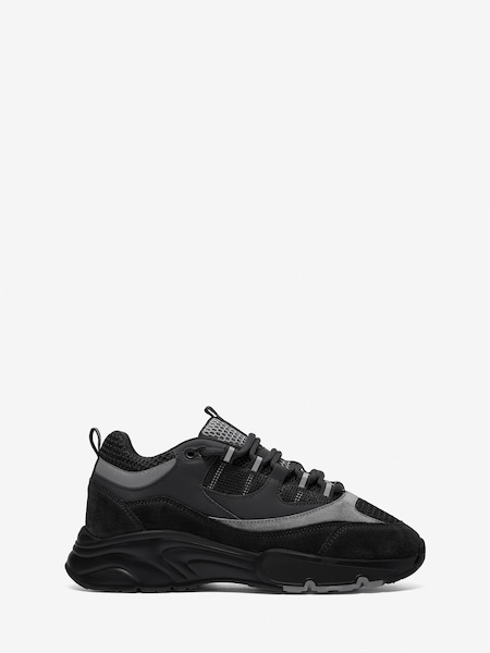 Black - Regular Aero Trainers