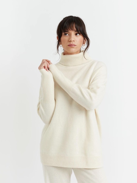 Relaxed Cream Pure Cashmere jumpers (AC1901) | £175