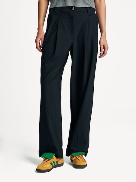 Black Mid Waist Loose Fit Pleat Trousers (AJ6729) | £235