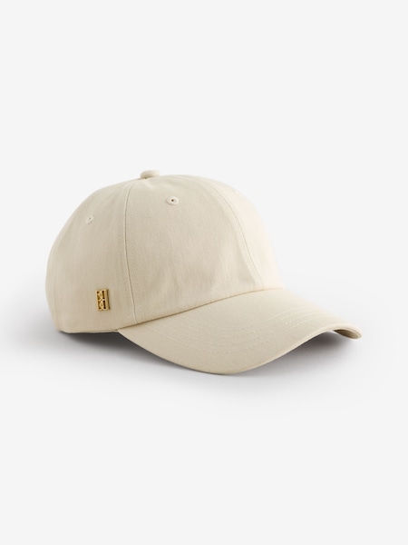 Cream Aubriela Cap (AK5671) | £90