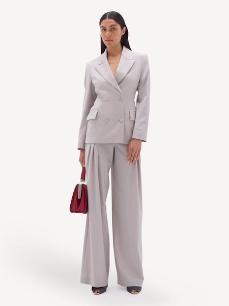 Fitted White Blazer (AM9157) | £380