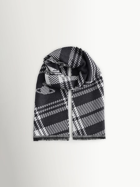 Black Scarf (F99450) | £180