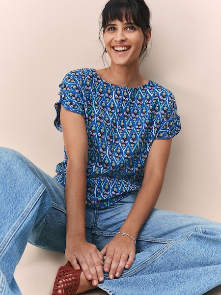 Blue Tile Print Flutter Sleeve Textured Smart Top (H16001) | £22