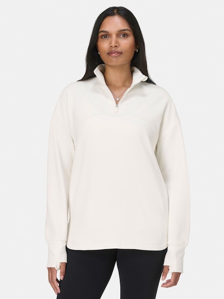 White Ultimate Studio Midlayer T-Shirt (W87400) | £85