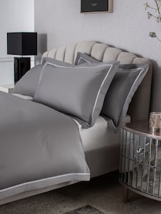 Next סט של 2 ציפות לכרית של Collection Luxe מכותנה ‪ 100%‬ בצפיפות 600 חוטים עם עיטור רקמה בשוליים