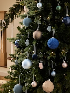 Next 50 חבילה של כדורי חג המולד חסינים לנפץ