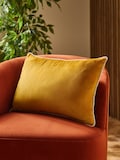 Amarillo ocre