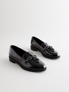 Next שחור - נעלי מוקסין בגימור מבריק עם עיטור מתכת וגדילים
