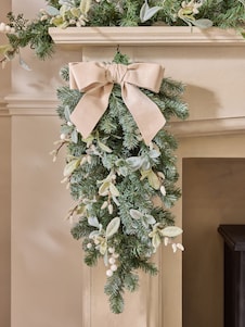 Next עיצוב קפוא, דגם Christmas Swag, קולקציית Luxe