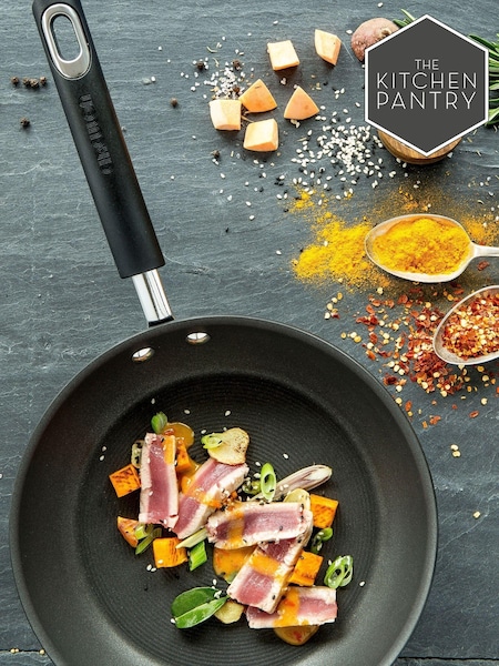 Kitchen Pantry Yellow Utensil Holder (112662) | £20