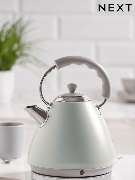 Sage Green Pyramid Kettle (114378) | £45