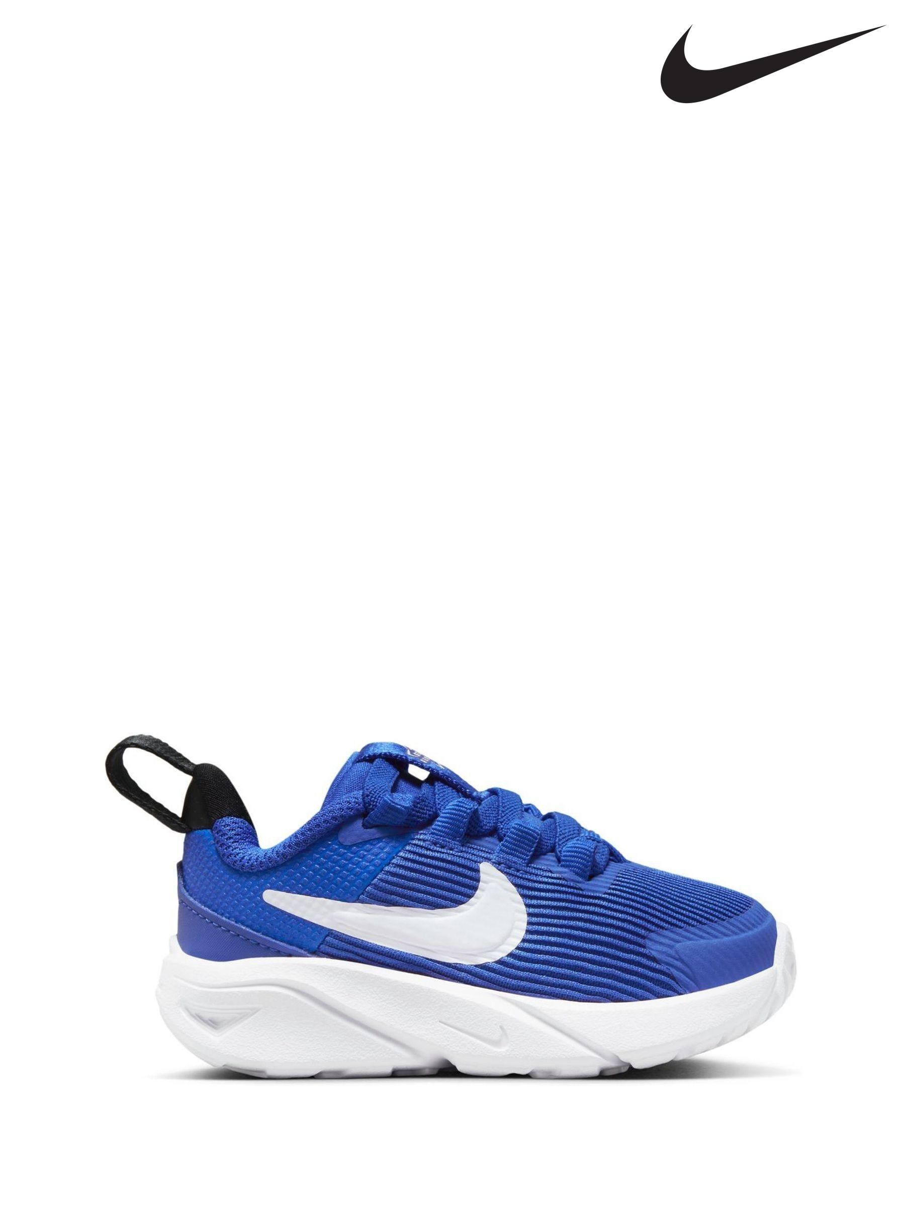 Younger girls nike trainers outlet