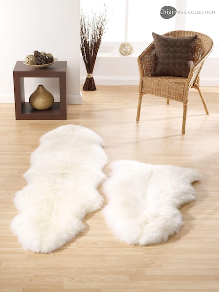 Origin Rug Collection. Natural Sheepskin Rug (179552) | £70 - £275