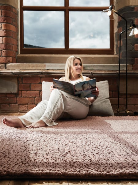 Rug Guru Nude Union Rug (180389) | £280 - £830