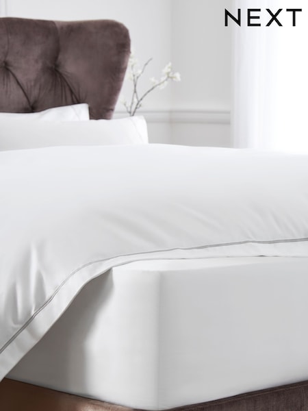 White Collection Luxe 600 Thread Count 100% Cotton Sateen Extra Deep Fitted Sheet (192175) | £32 - £50