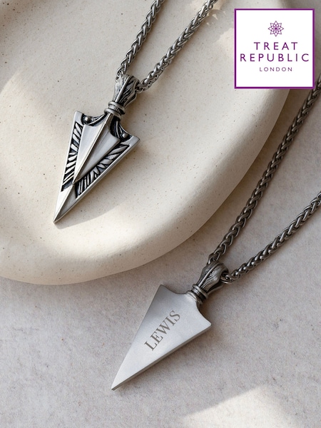 Silver - Regular Personalised Men's Arrowhead Necklace