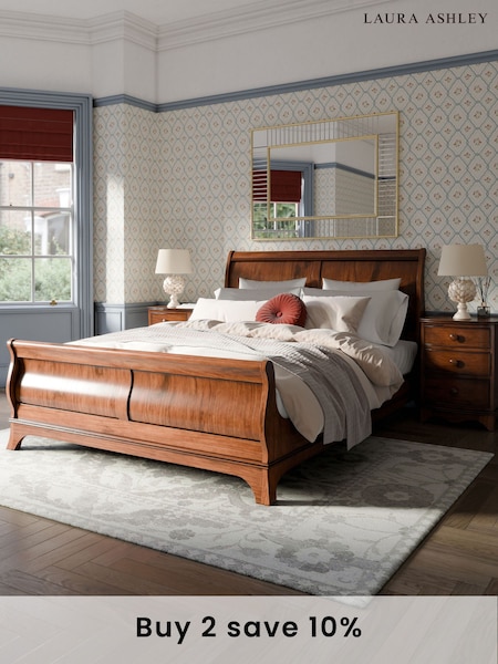 Laura Ashley Dark Broughton Bed Frame (212849) | £1,400 - £1,600