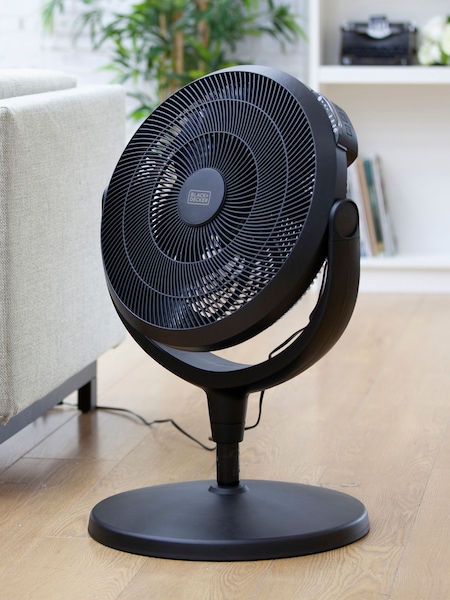 Black & Decker White 16 Inch High Velocity Power Stand Fan (227339) | £70