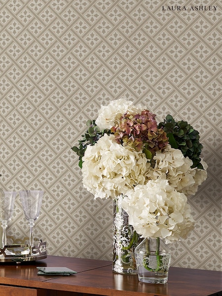 Laura Ashley Dove Grey Mr Jones 10M Wallpaper (247077) | £46
