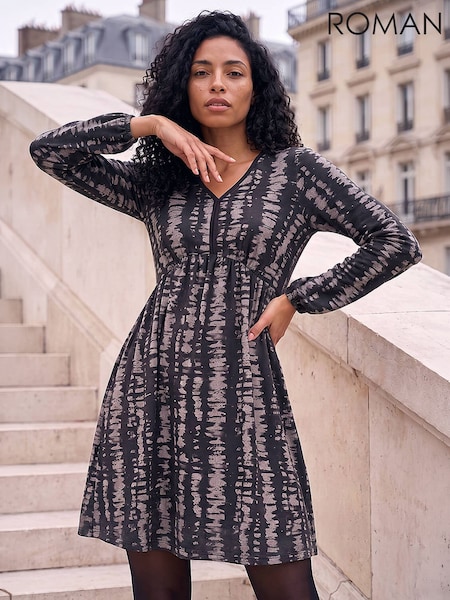 Black - Roman Abstract Print Soft Knit Dress