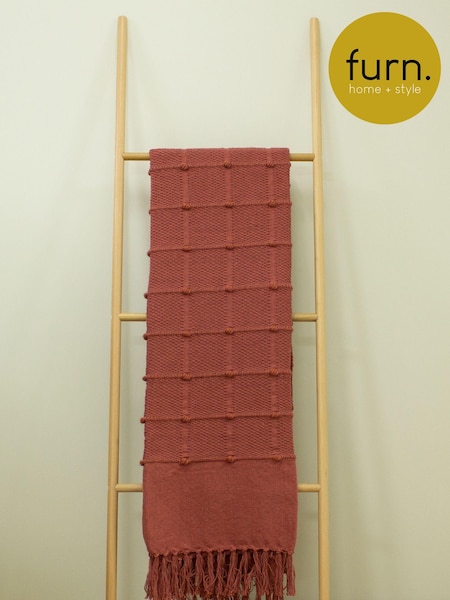 furn. Red Motti Throw (290050) | £32