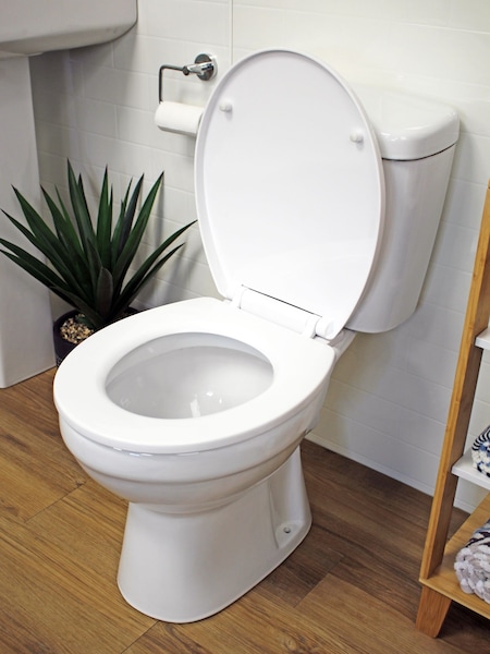 Showerdrape White Prima Soft Close Toilet Seat (290758) | £18.50