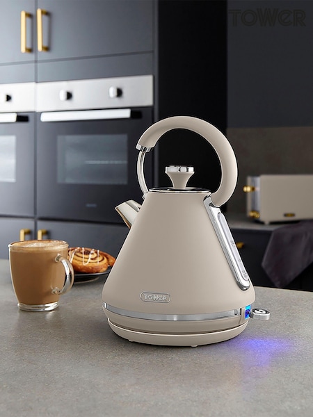 Tower Cream Cavaletto 1.7L 3KW Kettle (307768) | £40