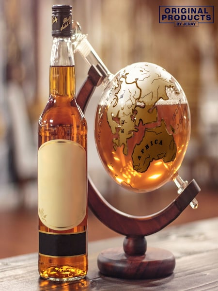 Jeray Clear Bar Originale Gold Ship Globe 750 ml Decanter (397068) | £50