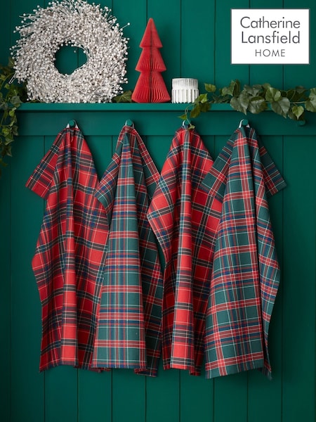 Catherine Lansfield 4 Pack Christmas Tartan Check Wipeable Placemats