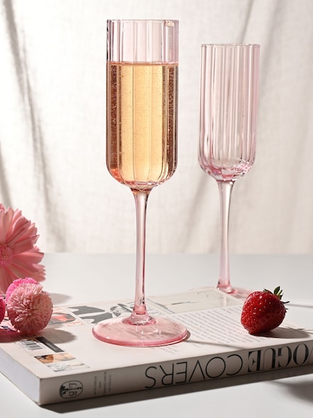 Widdop Set Of 2 Scalloped Glass Champagne Flutes